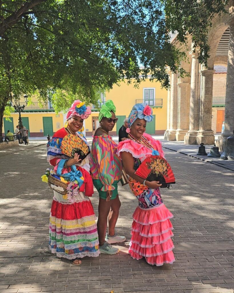 Home tymeless carousel cuba havana ladies