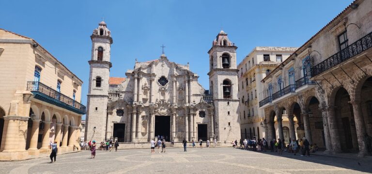 Gallery tymeless gallery cuba cathedral plaza