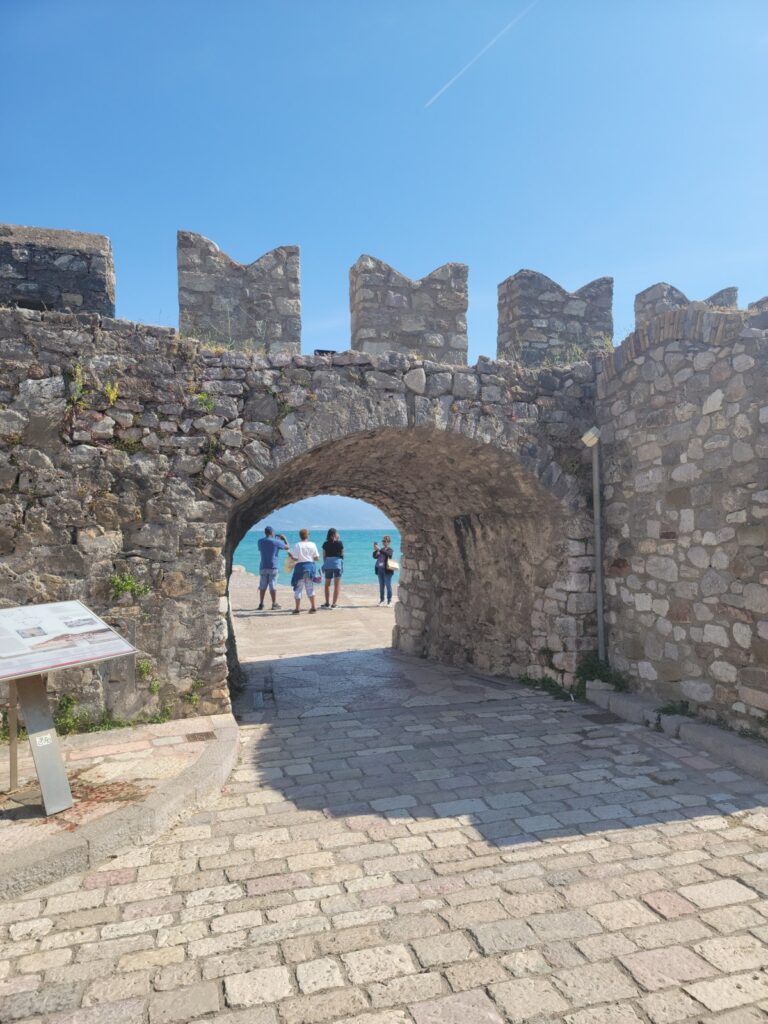 Gallery tymeless gallery greece nafpaktos castle gate