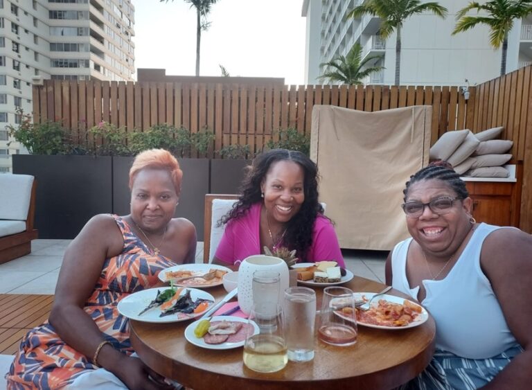 Gallery tymeless gallery hawaii rooftop brunch